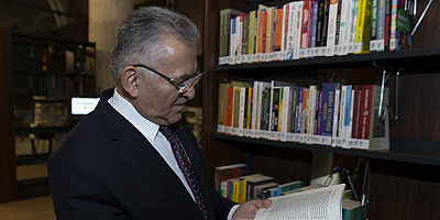 Kayseri Büyükşehir Belediyesi 42 kitabı okurlarıyla buluşturdu