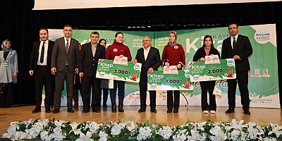 Kayseri Büyükşehir Belediyesinin kitap okuma yarışması için ödül töreni düzenlendi