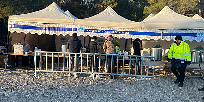 Kayseri Büyükşehir'den Depremzedeler İçin Sıcak Çorba ve Dağıtım Noktası