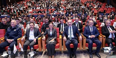 Kayseri''de 10. Erciyes Mükemmellik Zirvesi Düzenlendi