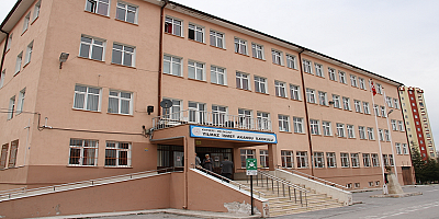 Kayseri'de 220 öğrenci yemekten zehirlendi