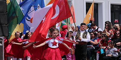 Kayseri'de 23 Nisan Ulusal Egemenlik ve Çocuk Bayramı kutlandı