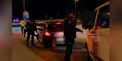 Kayseri'de 46 şok uygulamada 16 aranan 27 yoklama kaçağı yakalandı