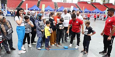 Kayseri'de Aileler Kıyasıya Yarıştı