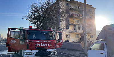 Kayseri'de apartmanda çıkan yangın hasara neden oldu