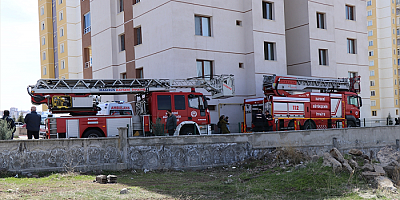 Kayseri'de apartmanda çıkan yangında 7 kişi dumandan etkilendi