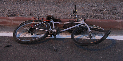 Kayseri'de aracıyla çarptığı bisikletlinin ölümüne yol açan sürücü teslim oldu