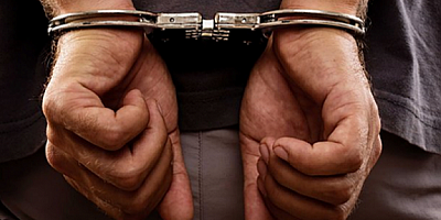 Kayseri'de Atatürk Anıtı'na zarar veren 2 şüpheli yakalandı