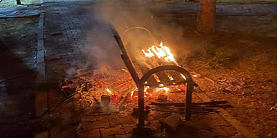 Kayseri'de belediyeye ait bankı yakan 3 şüpheli gözaltına alındı