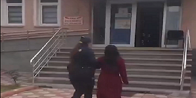 Kayseri'de bir dükkanın önüne tuvaletini yapan kadın yakalandı