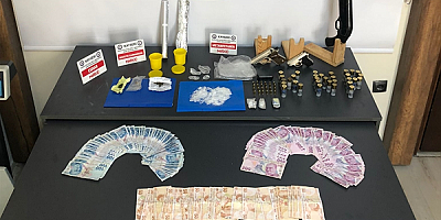 Kayseri'de çeşitli adreslere düzenlenen uyuşturucu operasyonunda 22 zanlı yakalandı