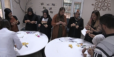 Kayseri'de çocukları matematiği sevsin diye anneleri okullu oldu