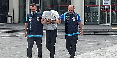 Kayseri'de depremzedenin altın ve dövizini çalan zanlı tutuklandı