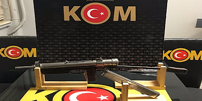 Kayseri'de düzenlenen operasyonda otomatik tabanca ele geçirildi, 2 şüpheli yakalandı