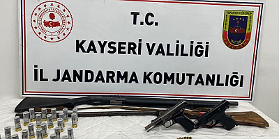Kayseri'de evinde ruhsatsız silah bulunduran şüpheli yakalandı