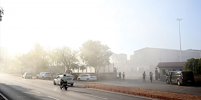 Kayseri'de fabrikanın hurdalık bölümünde çıkan yangın söndürüldü