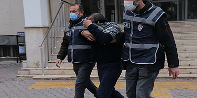 Kayseri'de firari hükümlü, iple sarktığı alt katın balkonunda yakalandı