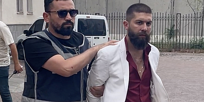 Kayseri'de firari hükümlü, su oluğuna tutunarak kaçmaya çalışırken yakalandı