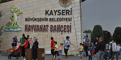 Kayseri'de hayvanat bahçesini iki günde 100 bin kişi ziyaret etti