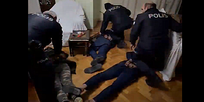  Kayseri'de hırsızlık zanlıları ‘suçüstü’ yakalandı