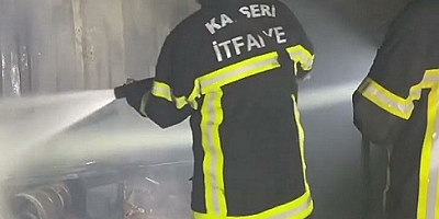 Kayseri'de iki katlı binada çıkan yangın söndürüldü