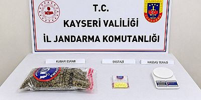 Kayseri'de Jandarmadan Uyuşturucu Operasyonu: 3 Gözaltı
