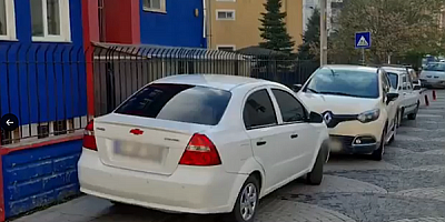 Kayseri'de kaldırıma park eden araçlara cezai işlem uygulandı