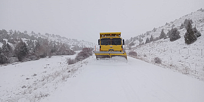 Kayseri'de kar nedeniyle kapanan 139 mahallenin yolu ulaşıma açıldı