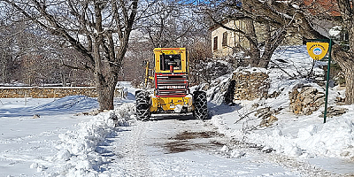 Kayseri'de Karla Mücadele Çalışmaları Sürüyor