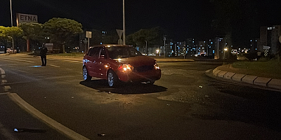 Kayseri'de kaza yapan sürücü, otomobilini bırakıp kaçtı