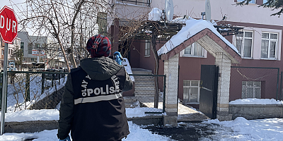 Kayseri'de kazara kendini vurduğu iddia edilen kişi ağır yaralandı