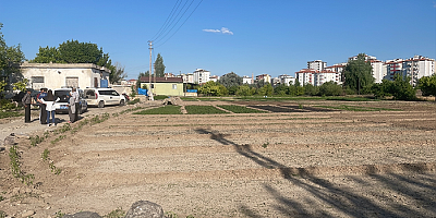  Kayseri'de komşuların araziye girme kavgasında iki kişi bıçakla yaralandı