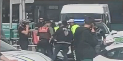 Kayseri'de kuryeyi polisin ‘heimlich’ manevrası kurtardı