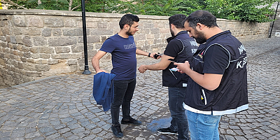 Kayseri'de narkotik polisleri denetim yaptı
