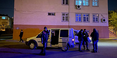 Kayseri'de okul bahçesinde bıçaklanan genç yaralandı