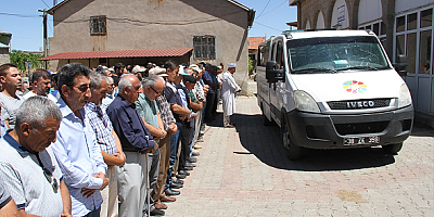 Kayseri'de ölü bulunan üniversitesi öğrencisinin cenazesi defnedildi