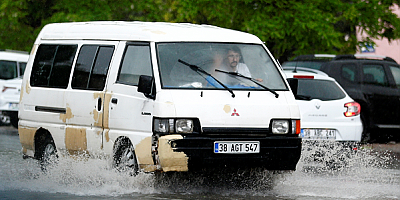 Kayseri'de sağanak etkili oldu