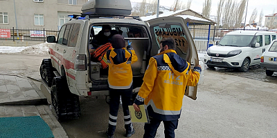 Kayseri'de sağlık ekipleri hasta kadını hastaneye ulaştırmak için seferber oldu