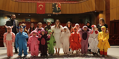 Kayseri'de şehit ve gazi çocuklarından oluşan tiyatro ekibi ilk oyunlarına hazırlanıyor