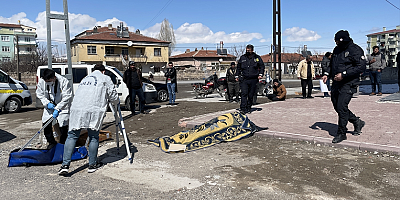 Kayseri'de Suriye uyruklu bir kişi sokakta atık toplarken hayatını kaybetti