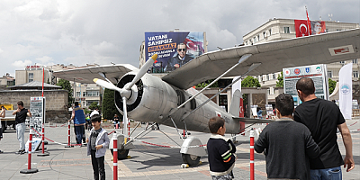 Kayseri'de Tayyare Fabrikası'nda üretilen uçak sergileniyor