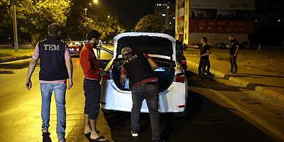 Kayseri'de terörle mücadele polislerinden denetim