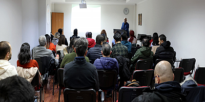 Kayseri'de UMKE gönüllülerine Tıbbi KBRN Eğitimi verildi