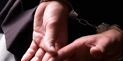 Kayseri'de üzerlerinde uyuşturucu bulunan 2 kişi gözaltına alındı
