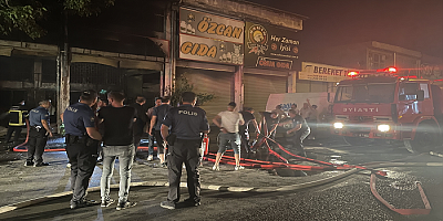 Kayseri'de yangın çıkan iş yeri kullanılamaz hale geldi