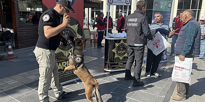 Kayseri Emniyet Müdürlüğü bağımlılıkla mücadele için broşür dağıttı