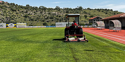Kayseri Hacılar Fevzi Mercan Stadı'nda Zemin Yenileme Çalışmaları Başladı