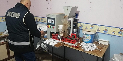 Kayseri merkezli 5 ilde düzenlenen kaçak sigara operasyonunda 15 zanlı yakalandı