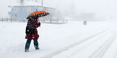 Kayseri'nin 3 ilçesinde eğitime kar engeli