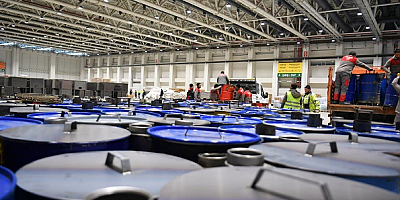 Kayseri OSB Teknik Koleji depremzedeler için 200 varil soba üretti